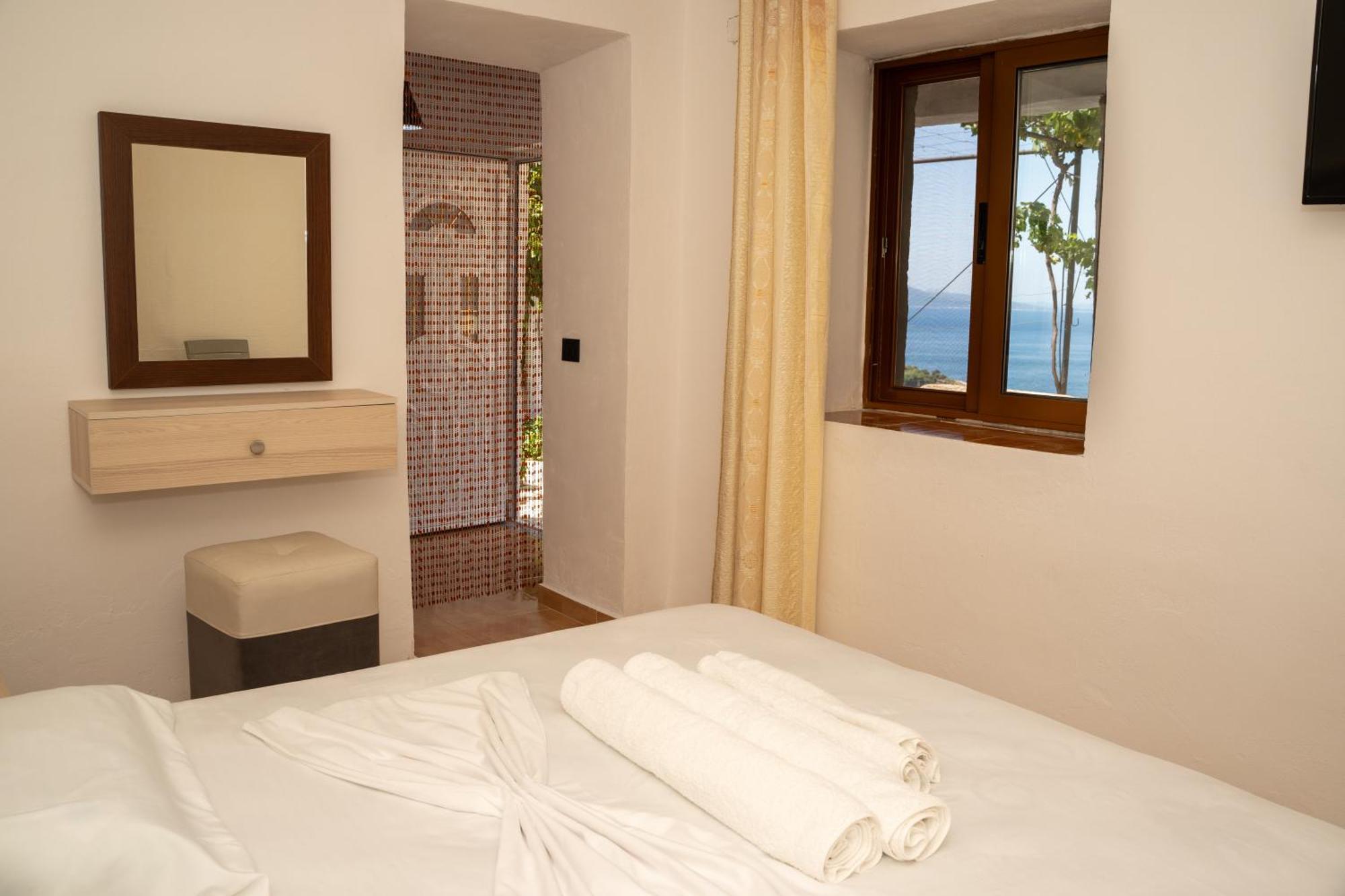 Laa Melossa Sarandë 外观 照片