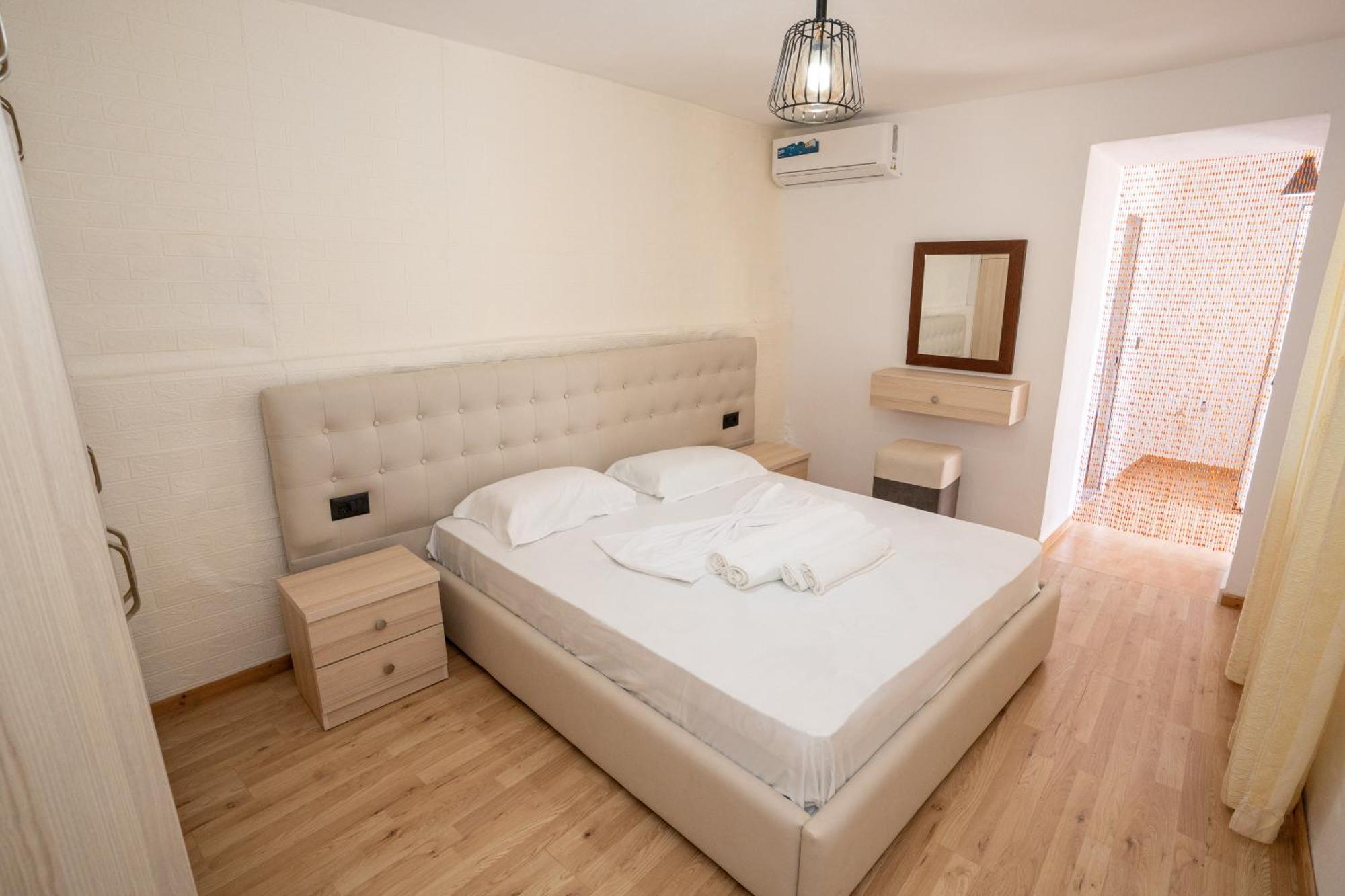 Laa Melossa Sarandë 外观 照片