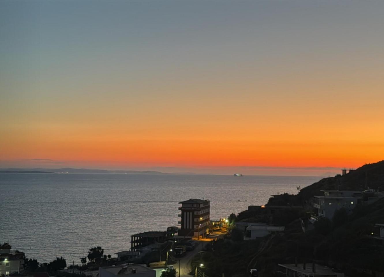 Laa Melossa Sarandë 外观 照片